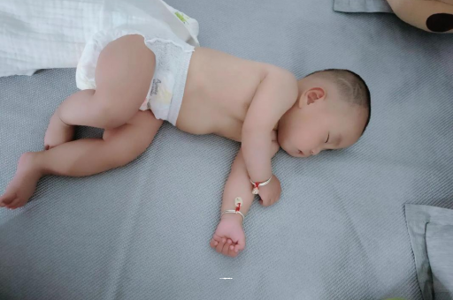 锦州三个月宝宝身高体重